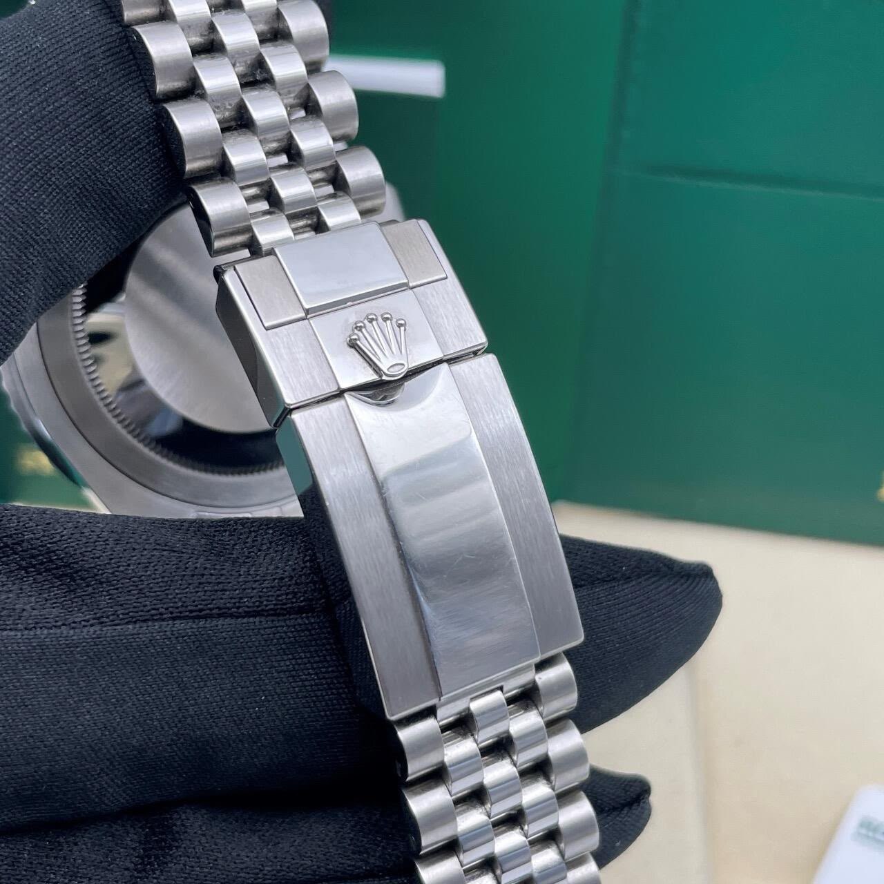 Real Watch Photo